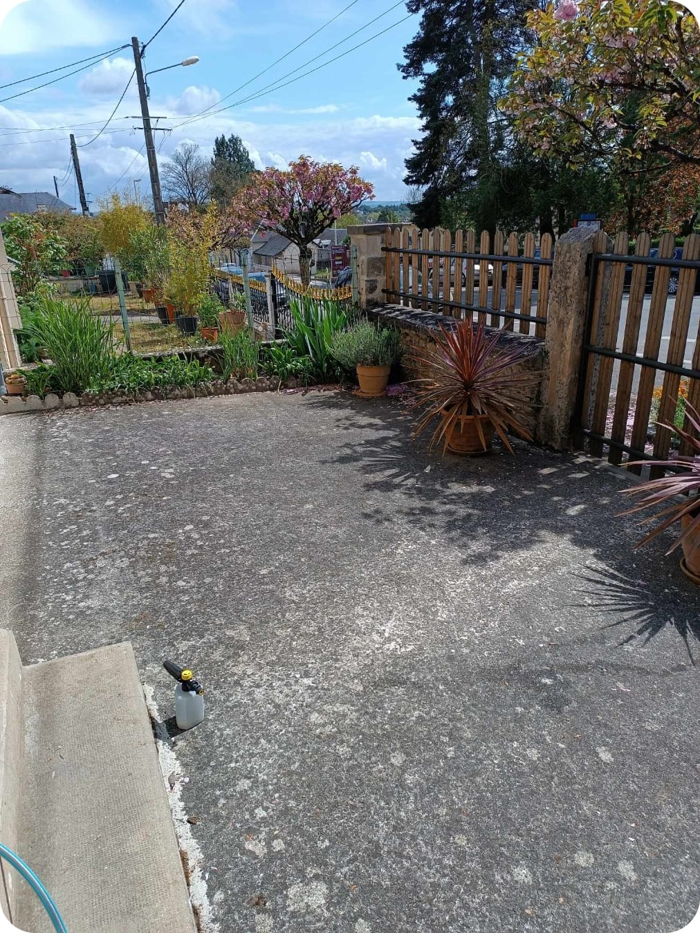 Nettoyage de terrasse en béton